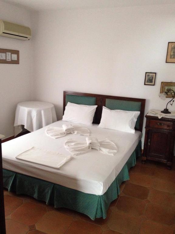 Pleoussa Studio And Apartments Skopelos Exterior foto