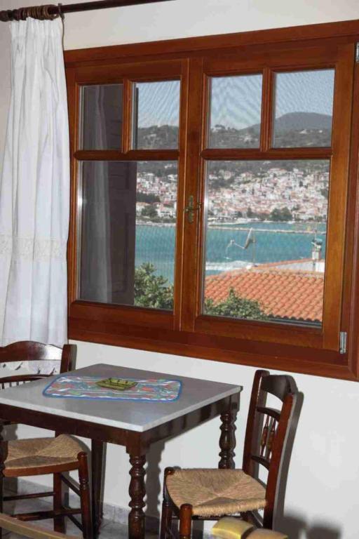 Pleoussa Studio And Apartments Skopelos Zimmer foto